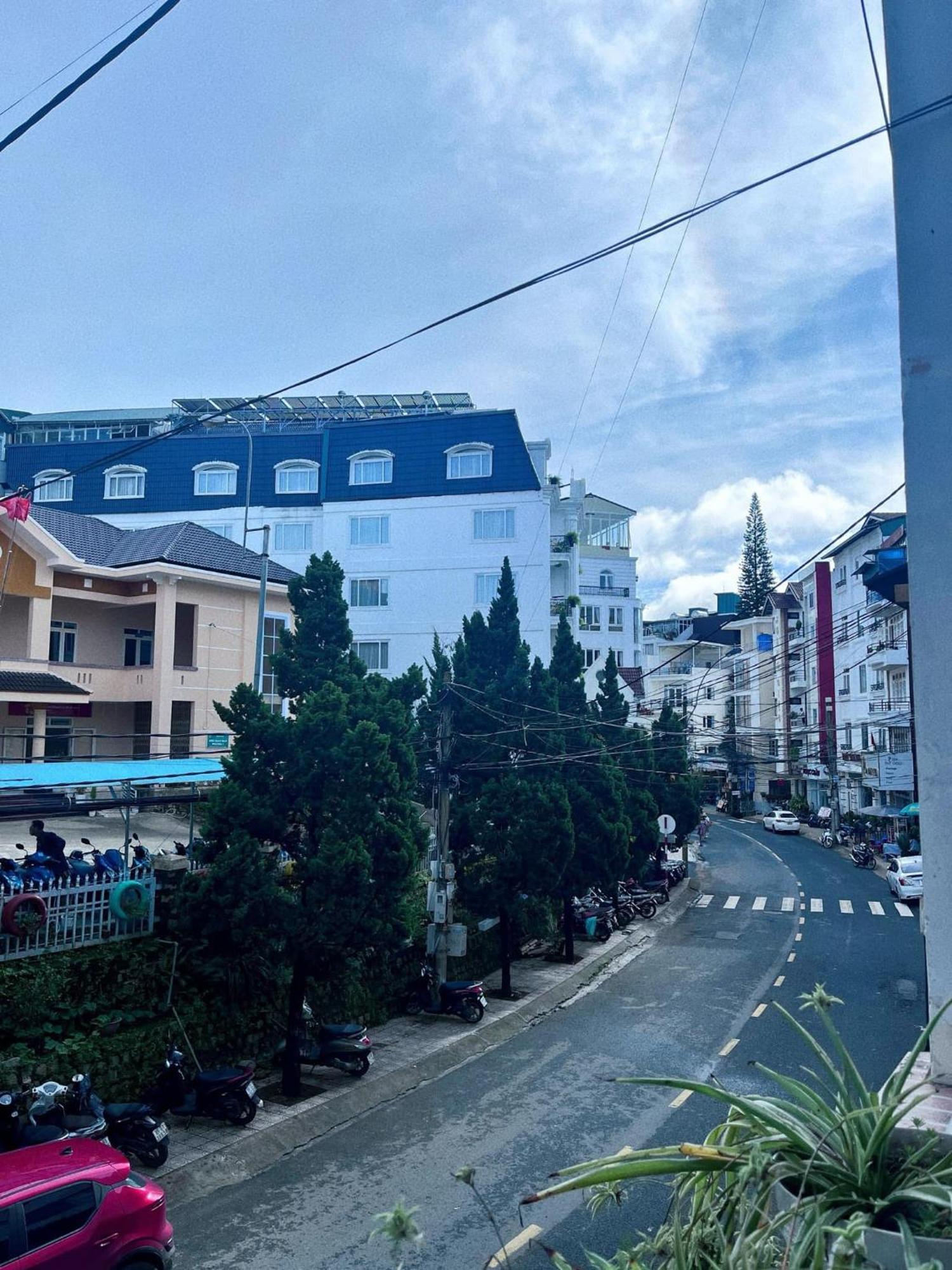 Glory Gia Huy Hotel Dalat Exteriör bild
